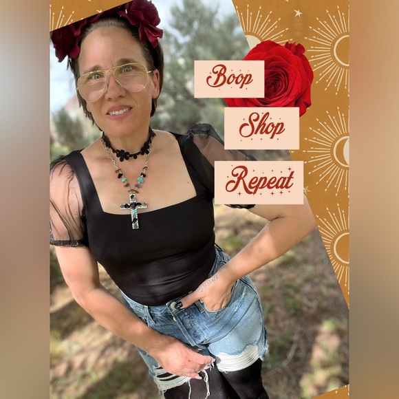 SHOEGASMS 🛸 BEAM ME UP ⬆️ LIVE SALE NOTIFICATION - Picture 5 of 5